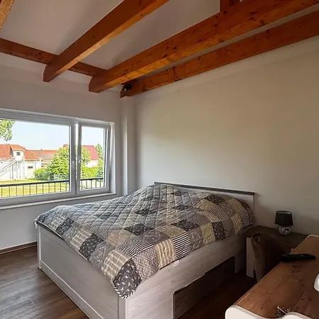 Krug Zum Schlaubetal Guest house Mixdorf